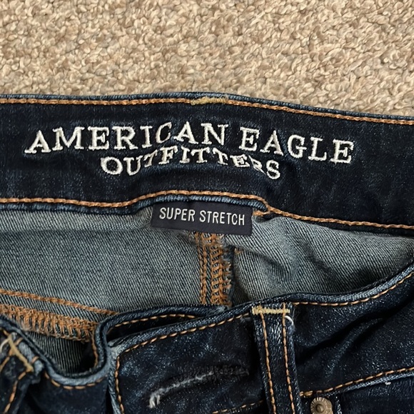 American Eagle Jeans, gently used, stretchy skinny jeans size 2 - Picture 3 of 5